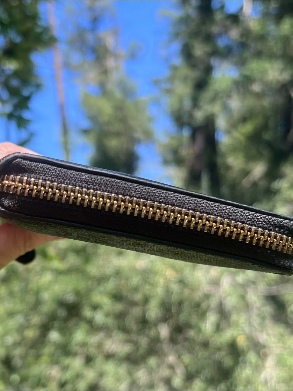 COACH Large Crossgrain Leather Travel Wallet Black with Gold Hardware AUTHENTIC